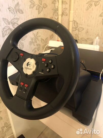 Игровой руль с педалями logitech