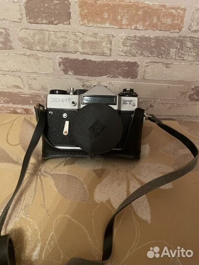 Плёночный фотоаппарат зенит et
