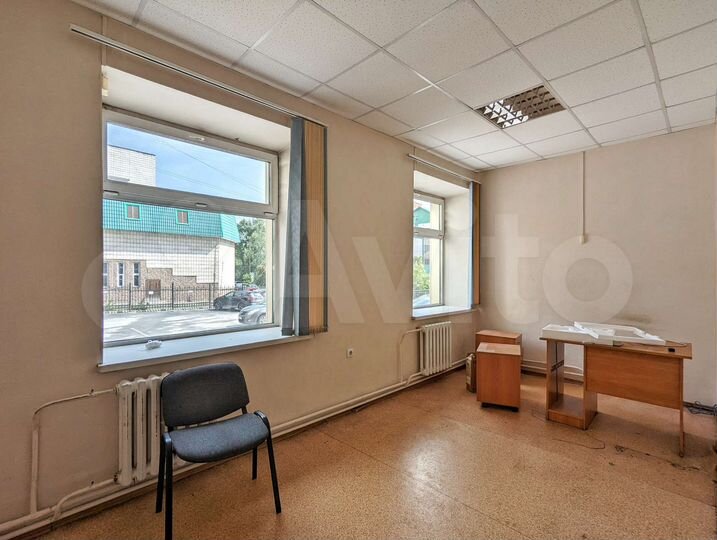 1-й этаж, отдельный вход, кабинеты, 296.8 м²