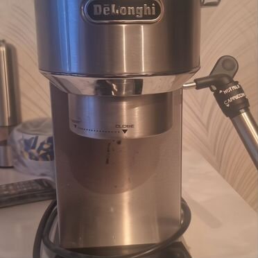 Кофеварка рожковая delonghi