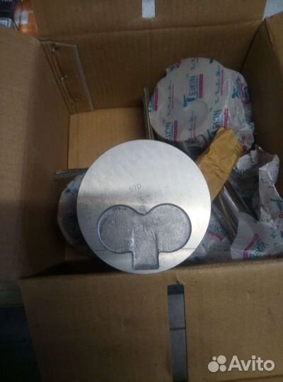 Поршень для двигателя 2LTE