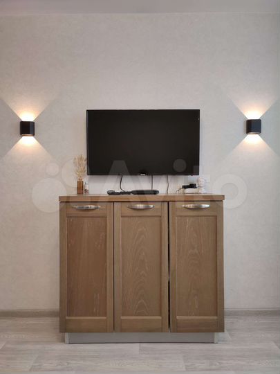 2-к. квартира, 55 м², 4/9 эт.