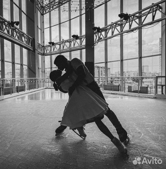 Тренер по фигурному катанию