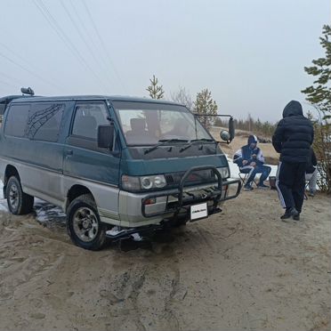 Mitsubishi Delica 2.0 MT, 1982, 275 000 км