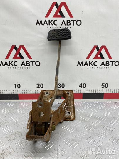 Б/У педаль тормоза Toyota Corolla Fielder WG 1nzfe