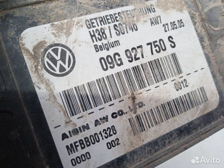 Блок управления АКПП Volkswagen Passat B6 2.0