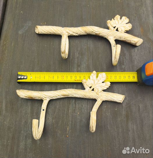 Крючки для одежды кованые