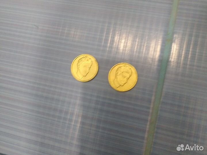 Манеры из магнита