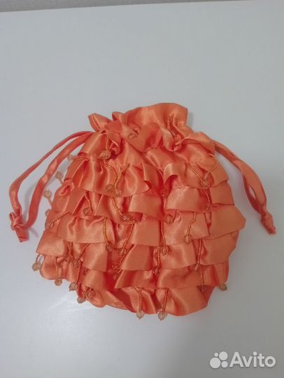 Сумочка нарядная из атласа супер