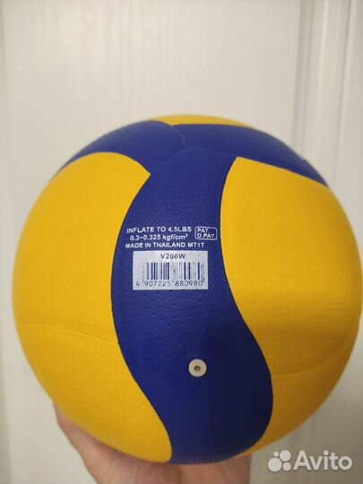 Волейбольный мяч mikasa