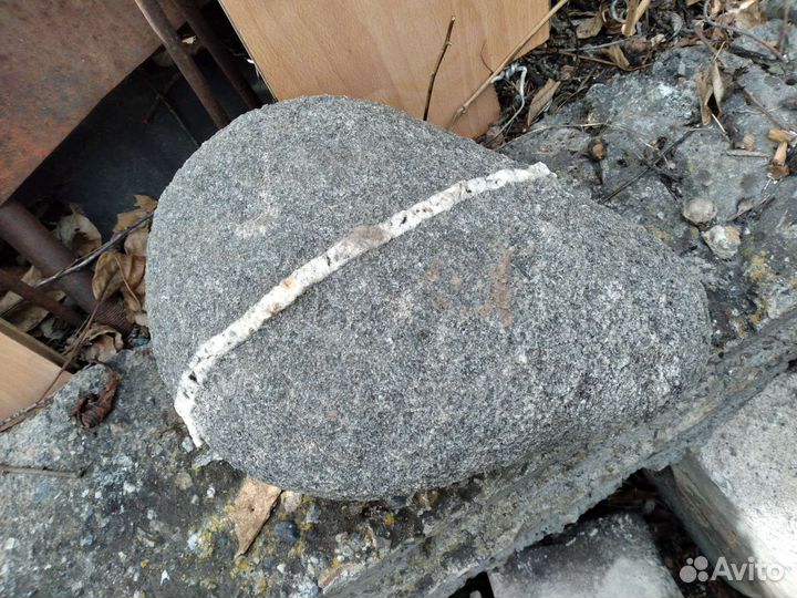 Природный камень