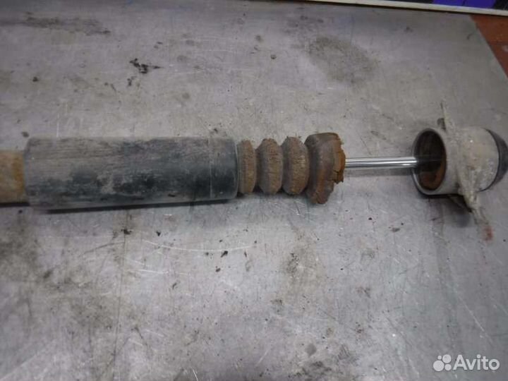 Амортизатор задний левый Skoda Octavia A4 BFQ 2007