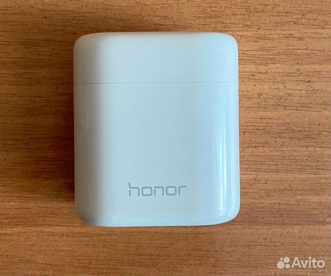 Беспроводные наушники honor FlyPods