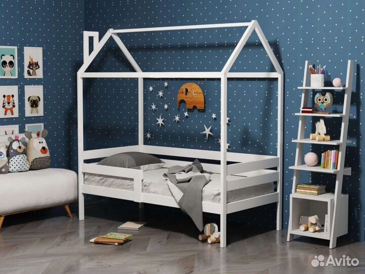Детская кровать домик