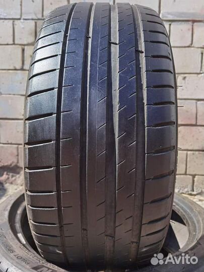 Michelin Pilot Sport 4 225/45 R19 96W