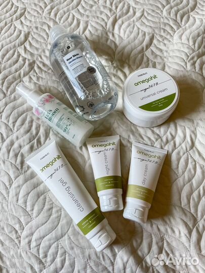 Уходовая косметика для лица и тела пакетом