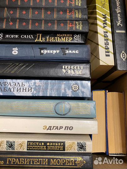 Книги; художественная литературв