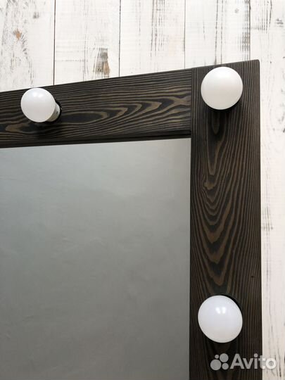 Зеркало с подсветкой в полный рост