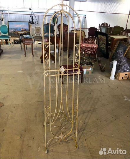 Мольберт. Винтажная мебель