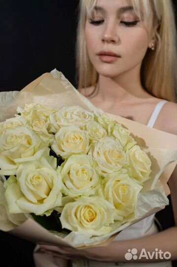 Букет из белых роз