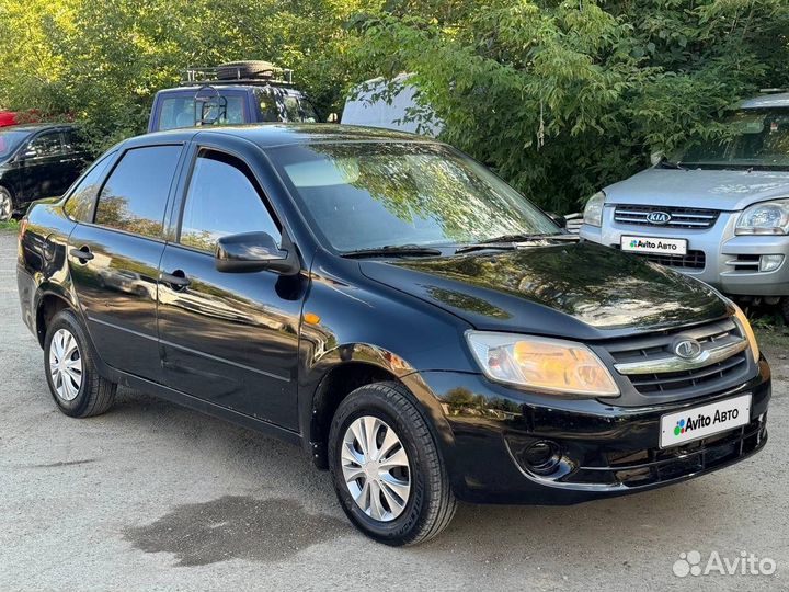 LADA Granta 1.6 МТ, 2012, 166 200 км