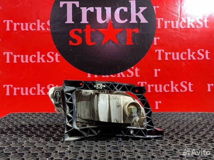 Фара противотуманная левая Daf XF106