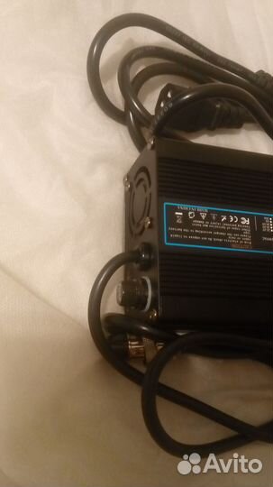 Зарядное устройство 48v(54.6) 3 и 5 ампера li ion