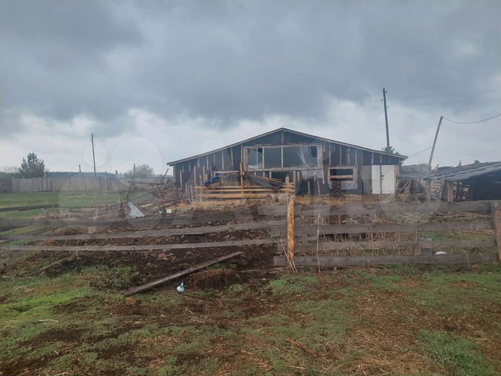 Дом 40 м² на участке 50 сот.