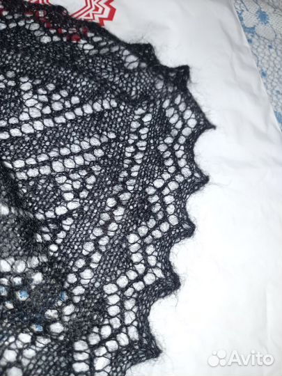 Пуховый платок шаль