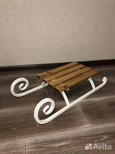 Санки декоративные