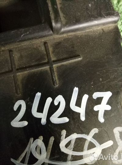 Блок предохранителей Renault Megane 2 02-09 820060