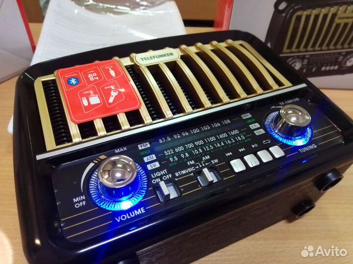 Радиоприемник telefunken 1691UB в ретро блютус
