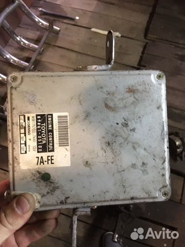 Тойота Карина е