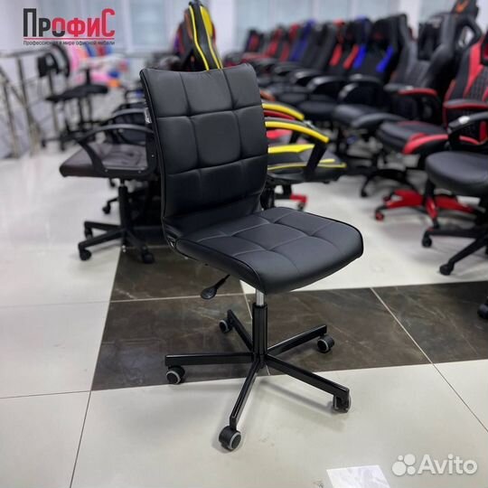 Офисное кресло CH-330 (цвета)