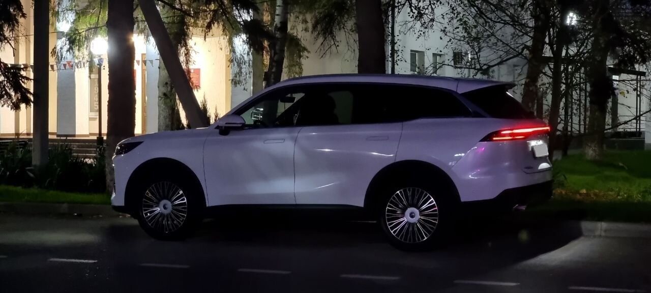 Chery Tiggo 9: фото владельца