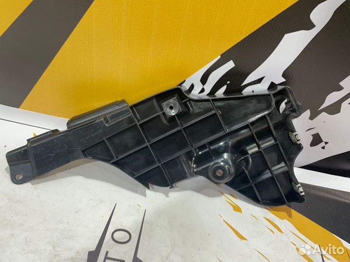 Кронштейн заднего бампера левый Lexus Rx450H 3.5 Л