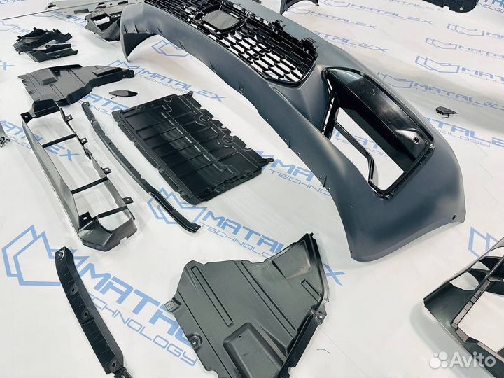 Бампера / пороги для BMW G30 в стиле F90 рест