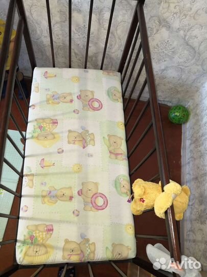 Детская кроватка