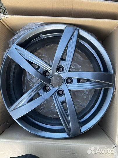 Диски r18 кик 559