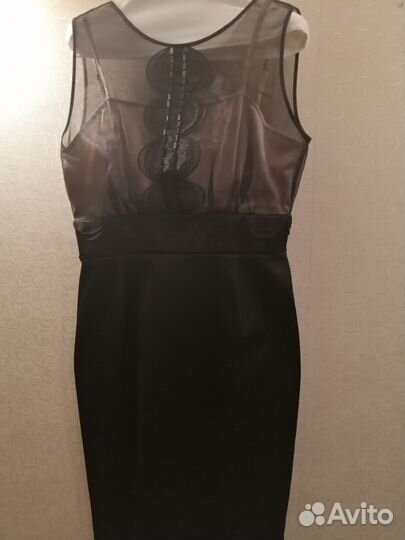 Вечернее платье 44 размера Manoukian