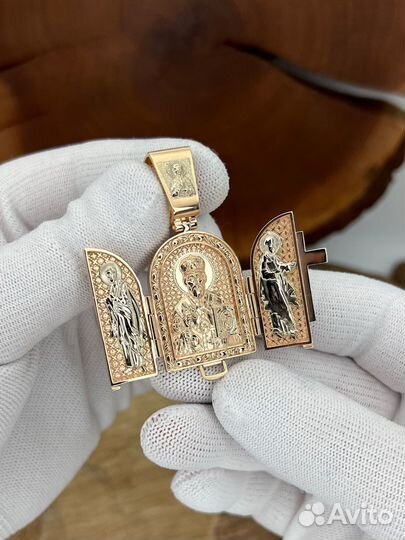 Золотая икона