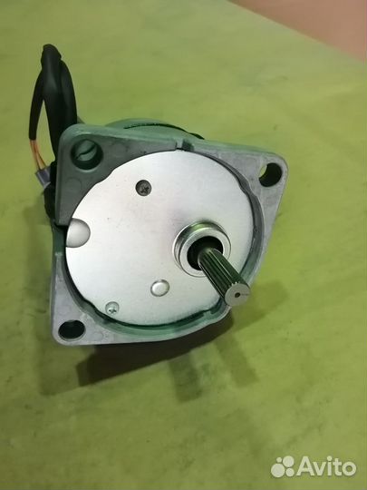 Шаговый мотор для Kobelco