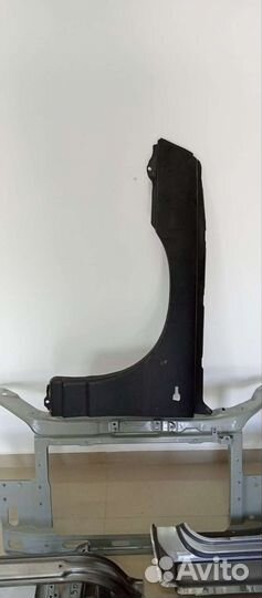 Крыло 2110 правое неокрашенное