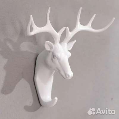 Крючок в виде оленя новый
