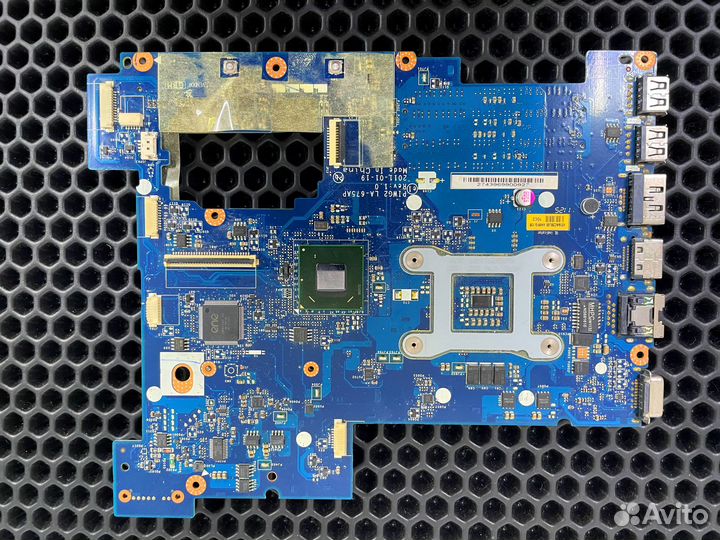 Материнская плата Lenovo G570 LA-675AP