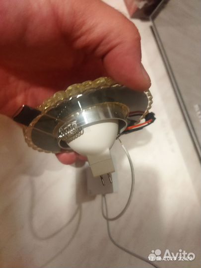 Точечные встраиваемые светильники