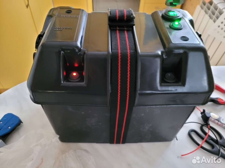 Аккумуляторный бокс в лодку/поход