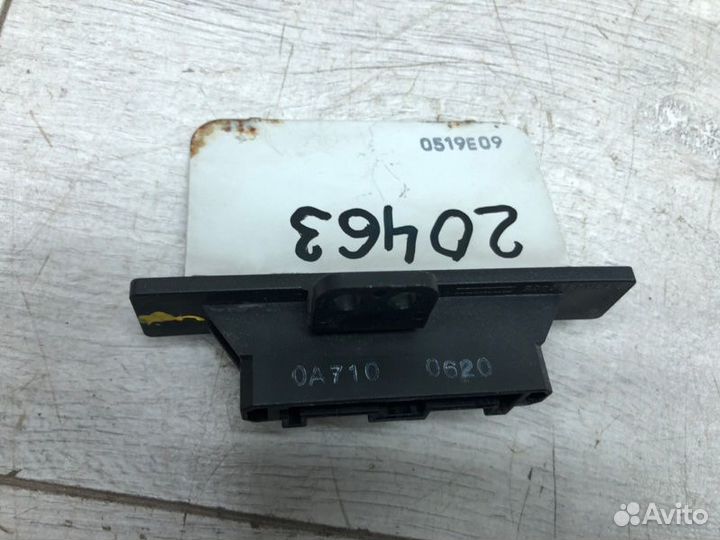 Сопротивление отопителя Nissan Terrano внедорожник