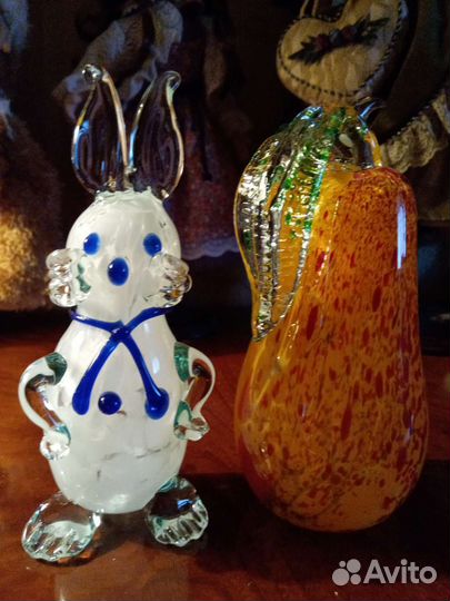 Фигурки хрустальный заяц,груша в подарок