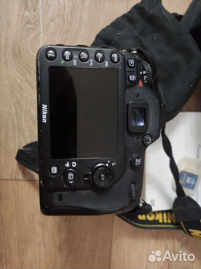 Зеркальный фотоаппарат nikon d7100